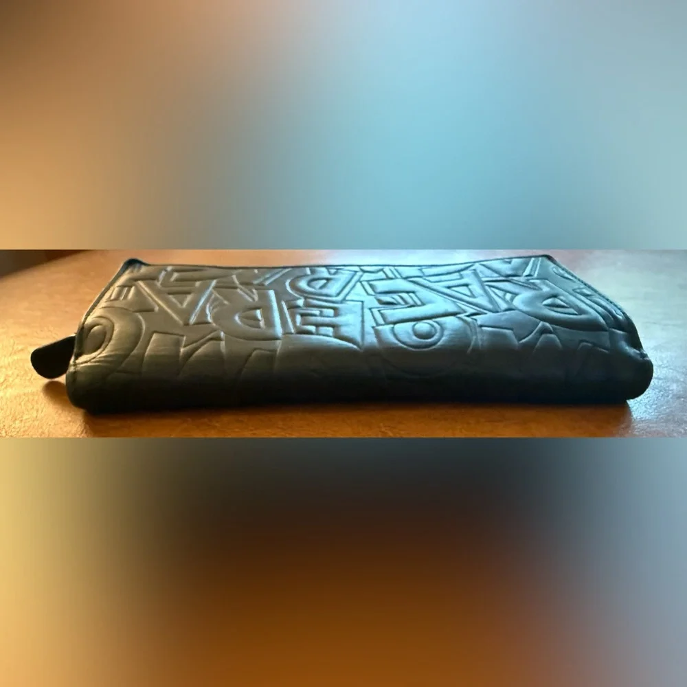 Salvatore Ferragamo Embossed Leather Long Wallet Black Made in Italy - Picture 8 of 11